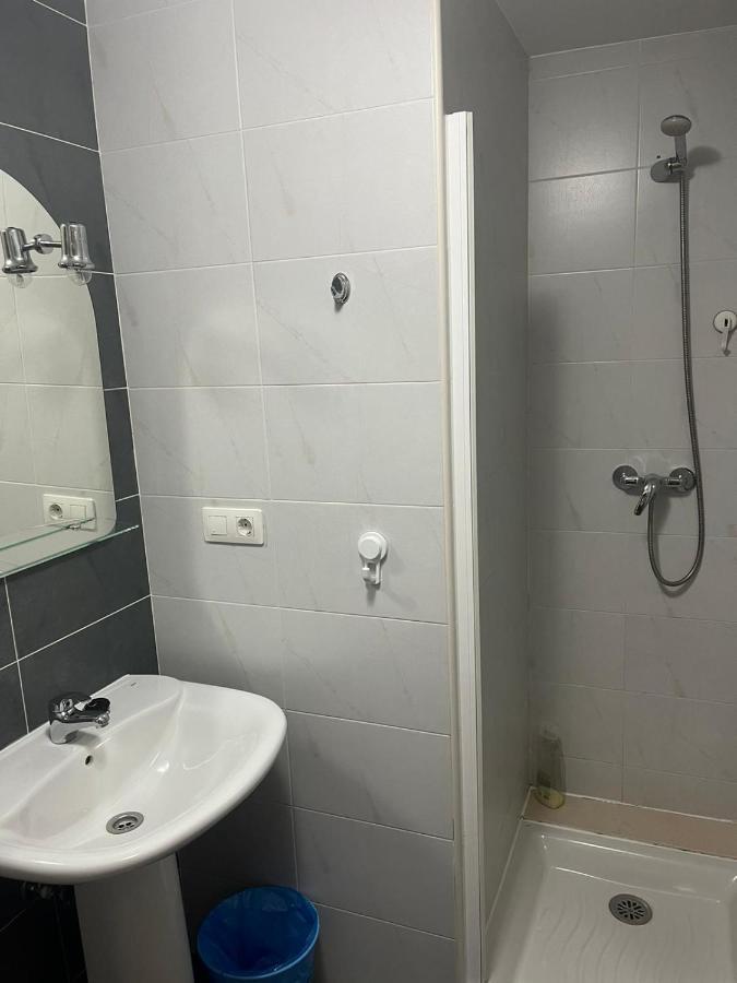 Albergue Alfonso II Melide Ngoại thất bức ảnh