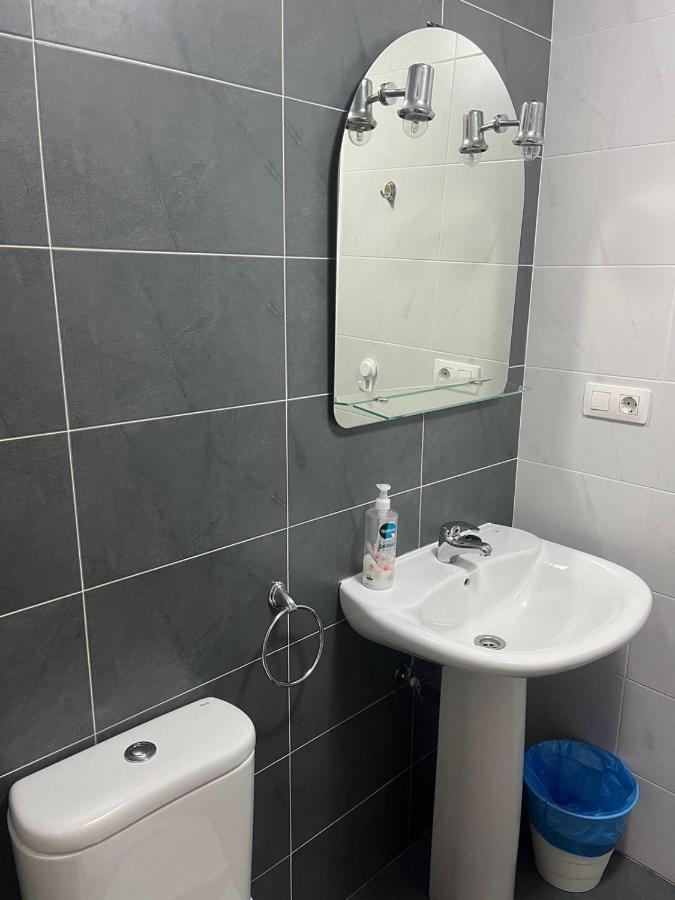Albergue Alfonso II Melide Ngoại thất bức ảnh